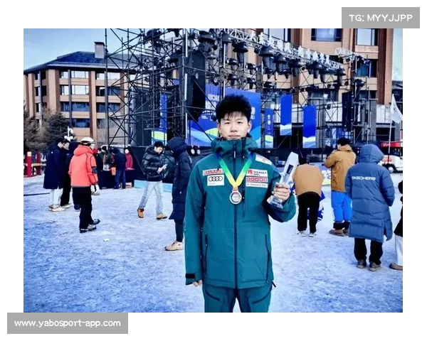 中国滑雪选手突破极限勇攀国际赛场巅峰挑战冬奥金牌再创辉煌 中国滑雪选手突破极限勇攀国际赛场巅峰挑战冬奥金牌再创辉煌