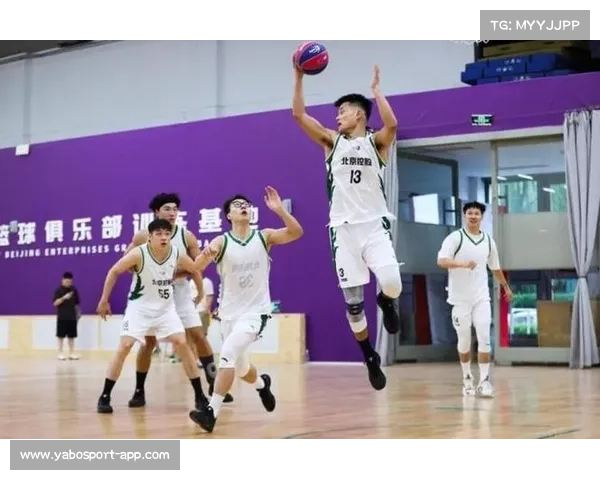 北控三人男篮亮相媒体公开课 杨皓喆携新阵容冲击2025超三联赛 北控三人男篮亮相媒体公开课 杨皓喆携新阵容冲击2025超三联赛
