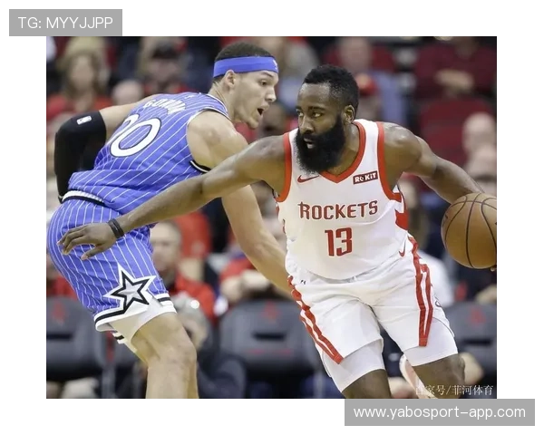 NBA赛场风云再起球星对决精彩瞬间引领篮球热潮
